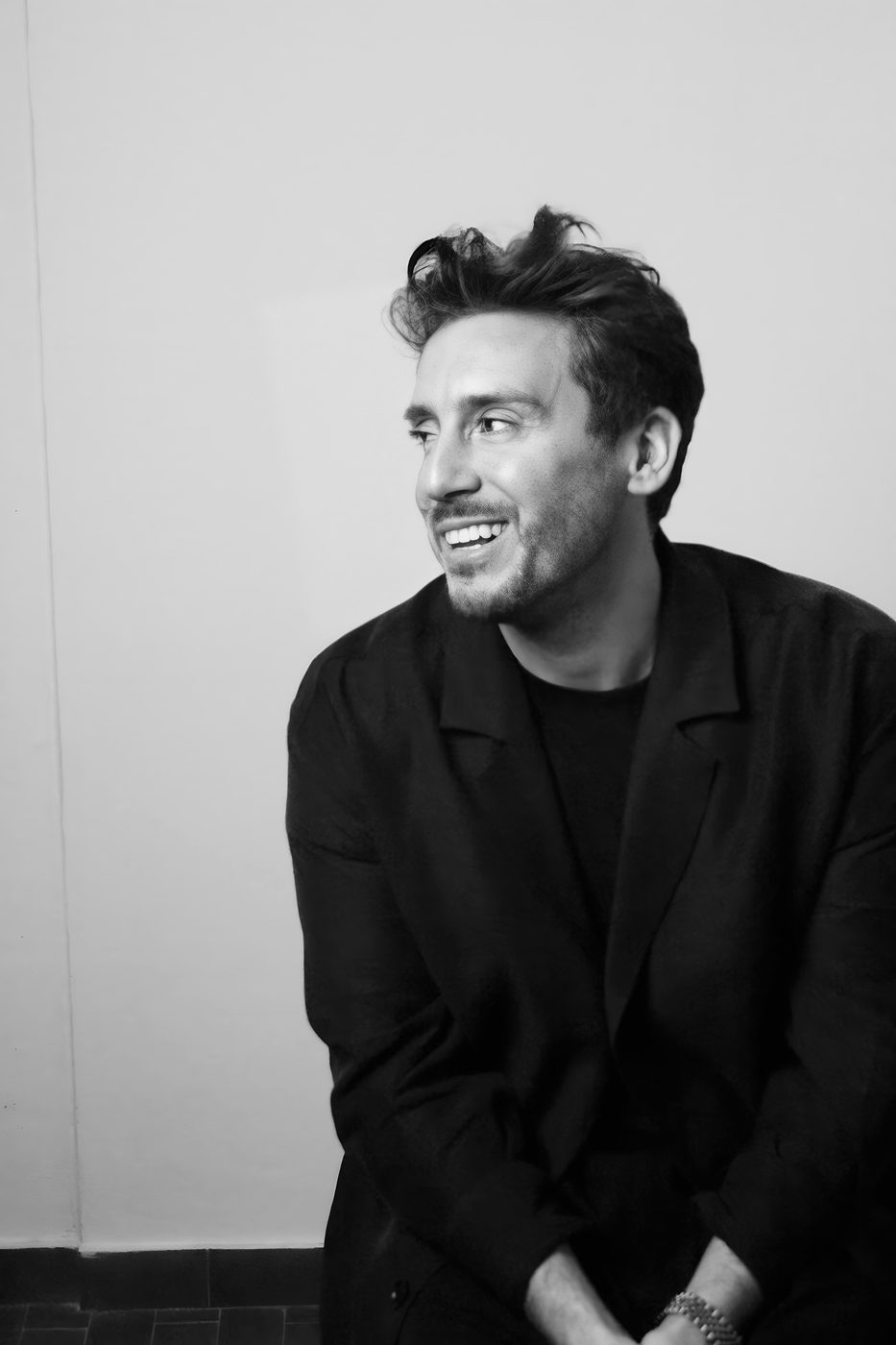 Angelo Vallillo — Hair Stylist & Creative Director